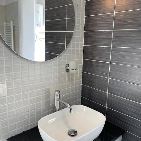 Modern 2br ,balcony,central Appartement Shkodër