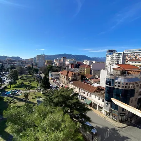Modern 2br ,balcony,central Shkodër