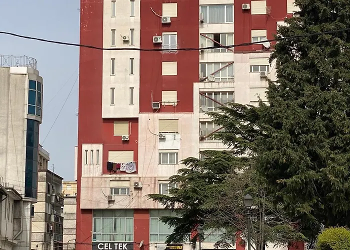 Modern 2br ,balcony,central 公寓 Shkodër