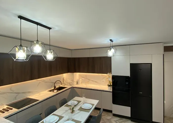 Modern 2br ,balcony,central Shkodër