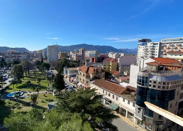 Modern 2br ,balcony,central Shkodër